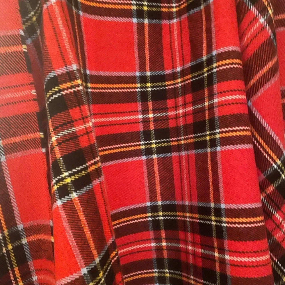 Women’s Plaid Red Tartan shawl with armholes fringe - Picture 4 of 7